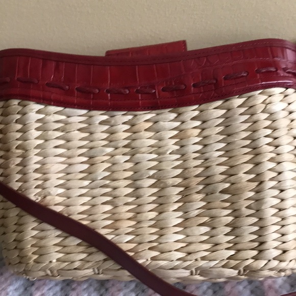Cute wicker purse - Picture 5 of 6